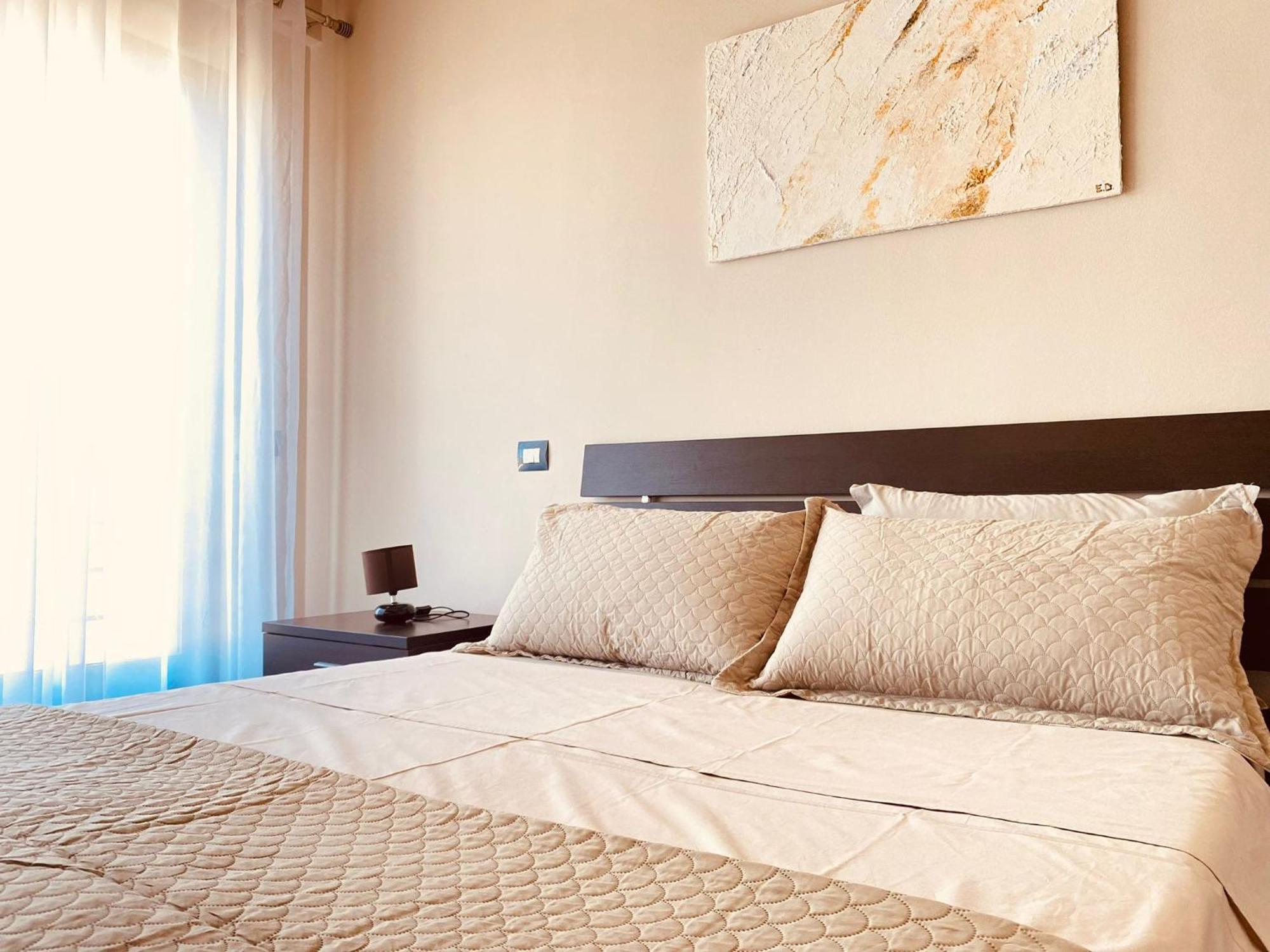 Nemis Apartments In The Centre Of Tirana Four Free Parking Exteriér fotografie