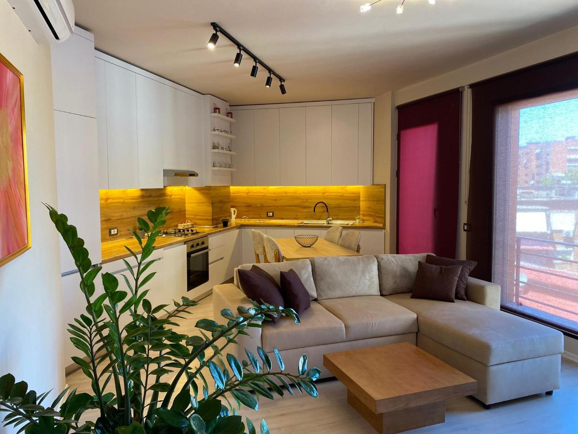 Nemis Apartments In The Centre Of Tirana Four Free Parking Exteriér fotografie